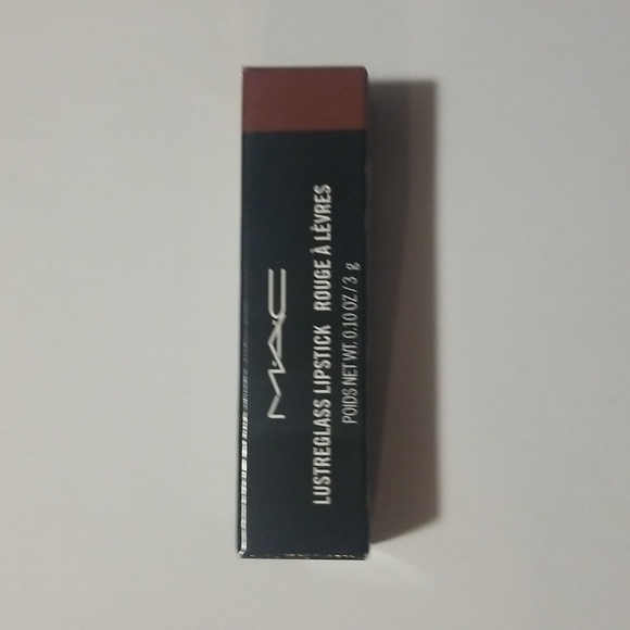 MAC Can't Dull My Shine Lustreglass Lipstick - Picture 7 of 9